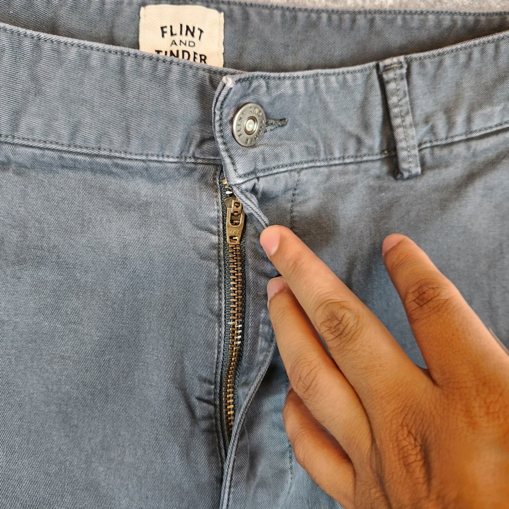 Flint and Tinder 365 Short Men 33 Grey Casual Twill Chino Outdoor Huckberry - Picture 3 of 8
